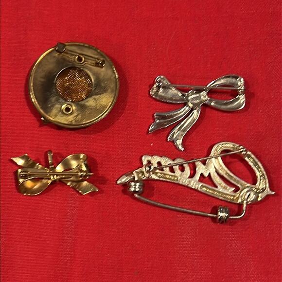 BROOCH ASSORTMENT Blue Hat Bows Mom pin - Picture 2 of 5